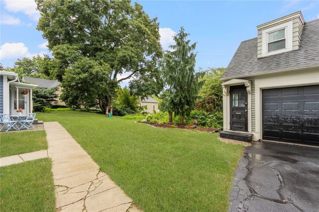 1315 New London Avenue, Cranston, RI 02920