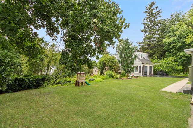 1315 New London Avenue, Cranston, RI 02920