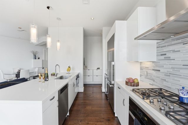 1409 Post Oak Boulevard 2203, Houston, TX 77056