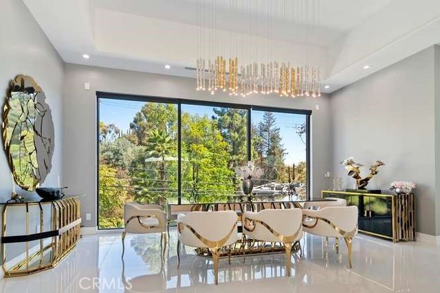 19546 Rosita Street, Tarzana, CA 91356