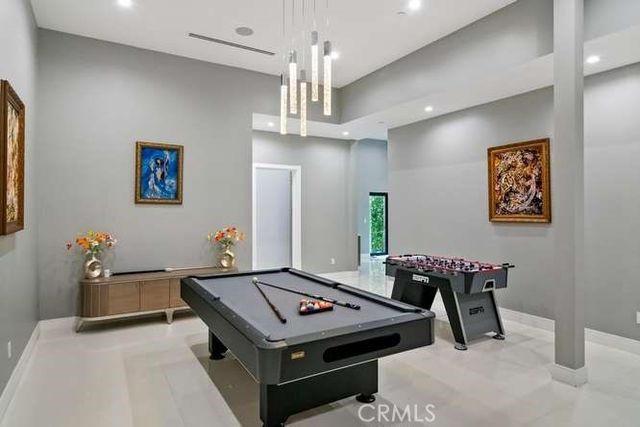 19546 Rosita Street, Tarzana, CA 91356