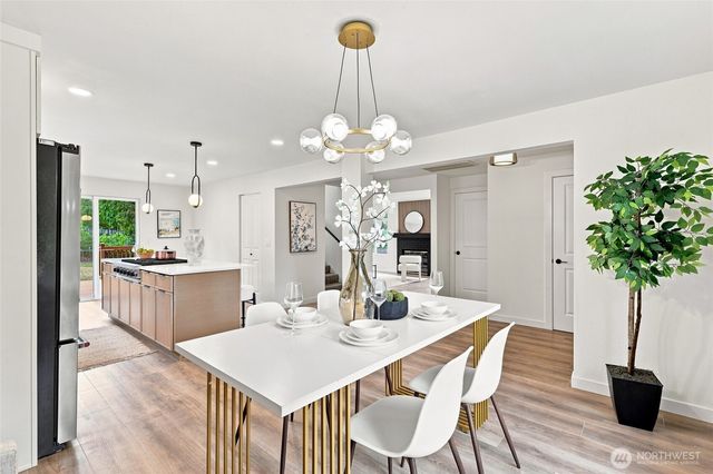 15919 82nd Place NE, Kenmore, WA 98028
