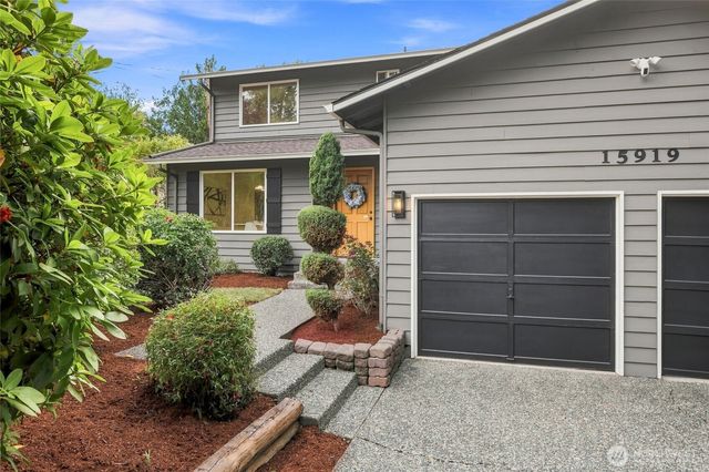 15919 82nd Place NE, Kenmore, WA 98028