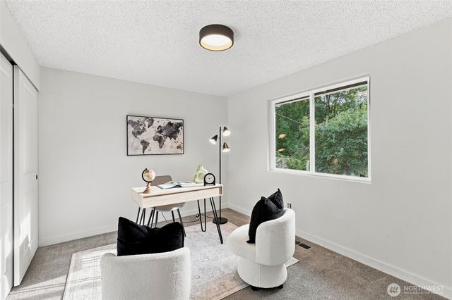 15919 82nd Place NE, Kenmore, WA 98028