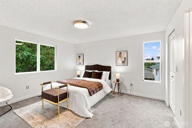 15919 82nd Place NE, Kenmore, WA 98028