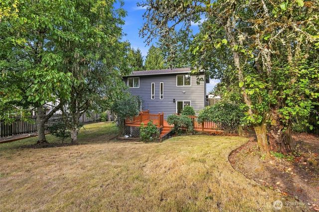15919 82nd Place NE, Kenmore, WA 98028