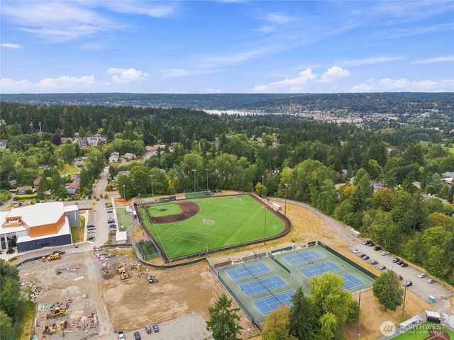 15919 82nd Place NE, Kenmore, WA 98028