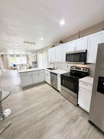 1700 Franklin Avenue, Des Moines, IA 50314