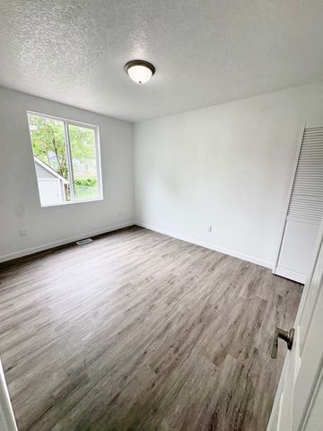 1700 Franklin Avenue, Des Moines, IA 50314