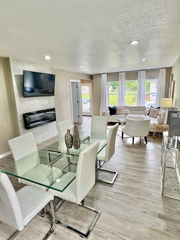 1700 Franklin Avenue, Des Moines, IA 50314