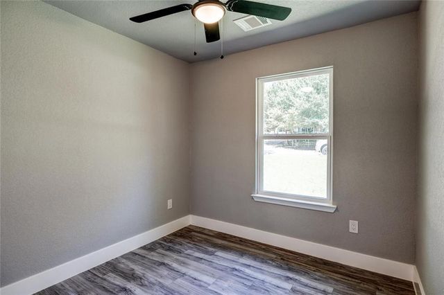 2321 Lakehurst DR, Austin, TX 78744