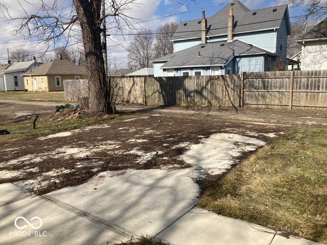 117 N Hamilton Street, Shelbyville, IN 46176