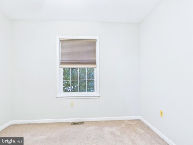 15 S CHESTNUT ST, Mechanicsburg, PA 17055