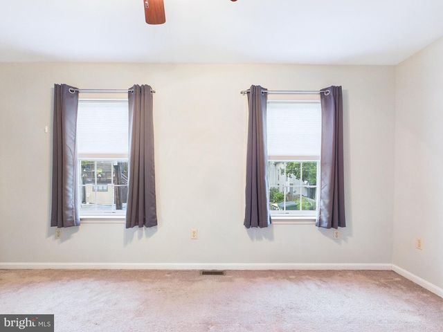 15 S CHESTNUT ST, Mechanicsburg, PA 17055