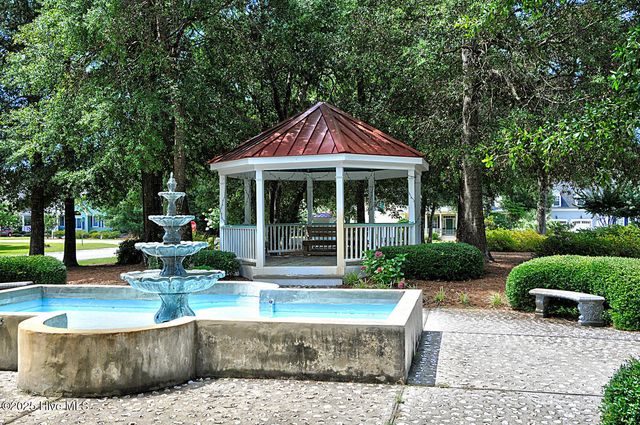 5122 Prices Creek Drive, Southport, NC 28461