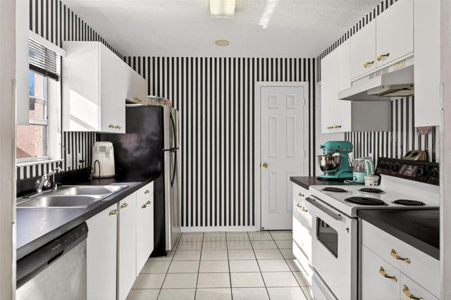 954 AVALON AVENUE, The Villages, FL 32159