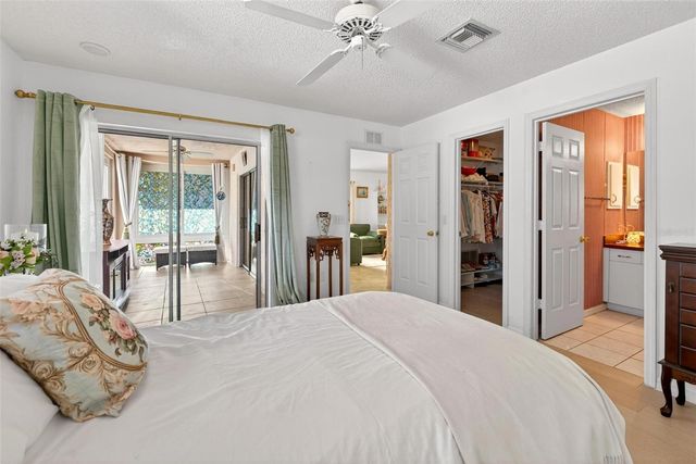 954 AVALON AVENUE, The Villages, FL 32159