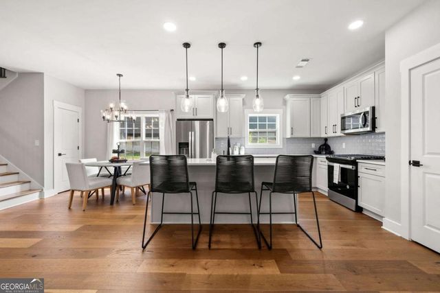 2428 Mills Bend, Decatur, GA 30034