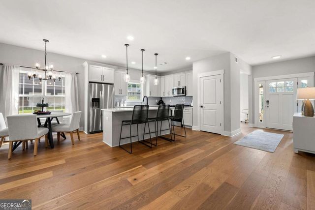 2428 Mills Bend, Decatur, GA 30034