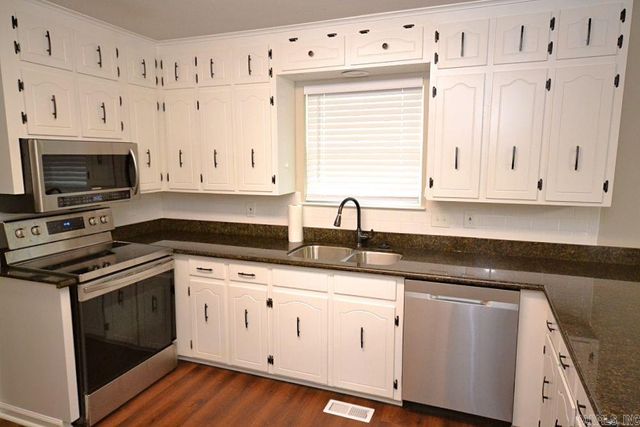 1217 Dyson Street, Sherwood, AR 72120