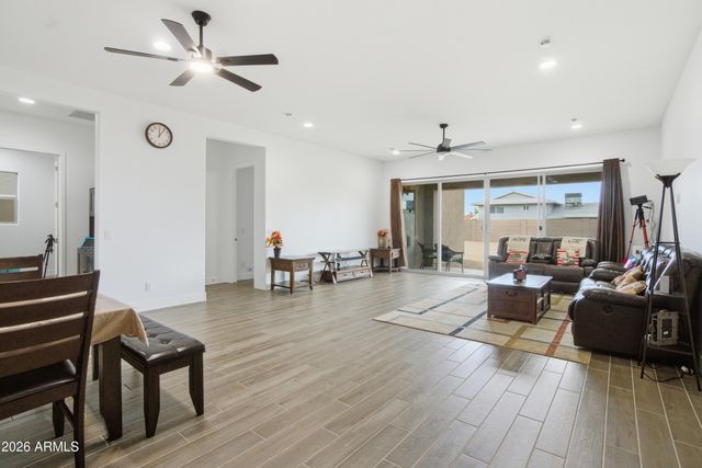 5535 W SAINT MORITZ Lane, Glendale, AZ 85306