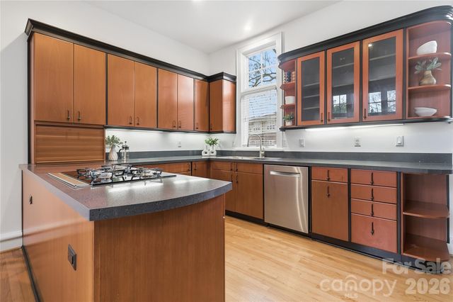 1239 Belgrave Place, Charlotte, NC 28203