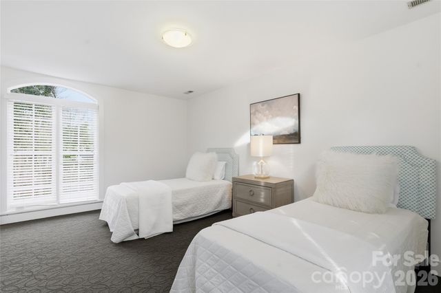 1239 Belgrave Place, Charlotte, NC 28203