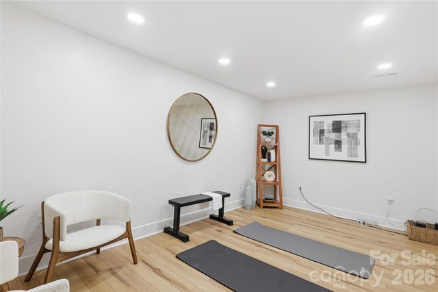 1239 Belgrave Place, Charlotte, NC 28203