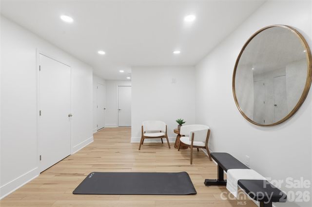 1239 Belgrave Place, Charlotte, NC 28203