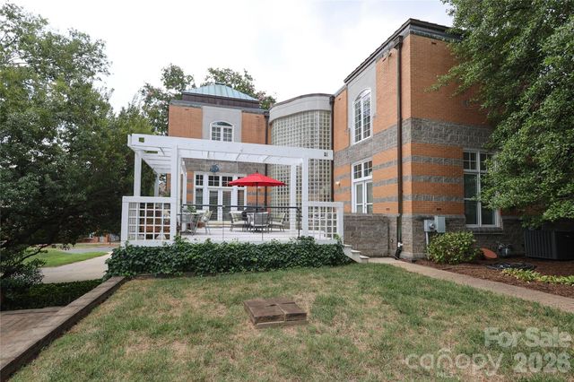 1239 Belgrave Place, Charlotte, NC 28203