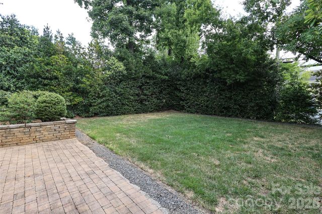 1239 Belgrave Place, Charlotte, NC 28203