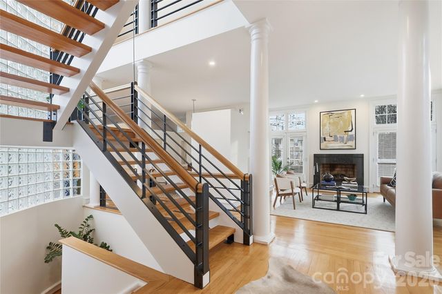 1239 Belgrave Place, Charlotte, NC 28203