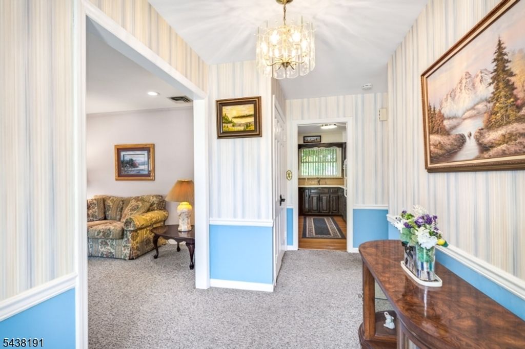 933 Franklin Ave, South Plainfield Boro, NJ 07080 — photo 4