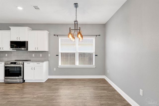 7907 Majestic Cypress Dr, Milton, FL 32583