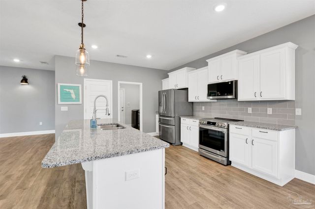 7907 Majestic Cypress Dr, Milton, FL 32583