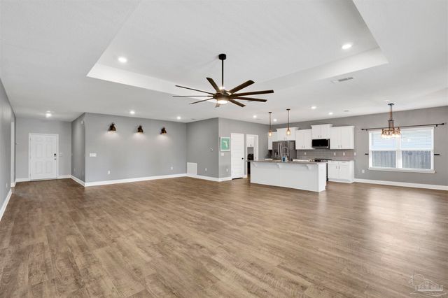 7907 Majestic Cypress Dr, Milton, FL 32583