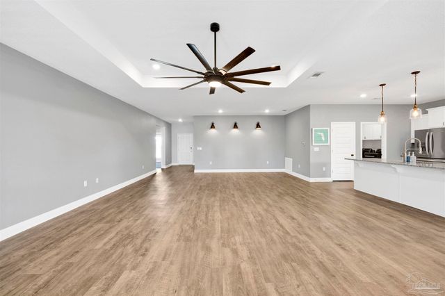 7907 Majestic Cypress Dr, Milton, FL 32583