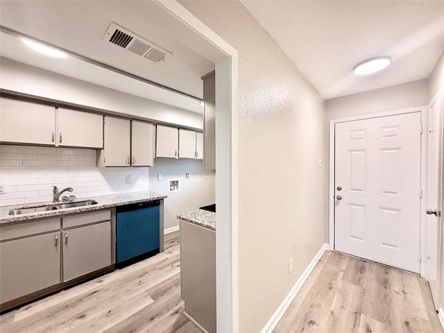 7980 Grove Ridge Drive, Houston, TX 77061