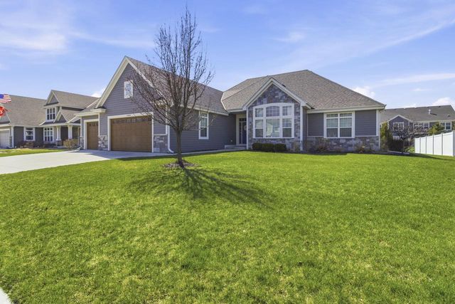 W47N863 Bobolink AVENUE, Cedarburg, WI 53012
