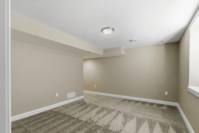 W47N863 Bobolink AVENUE, Cedarburg, WI 53012