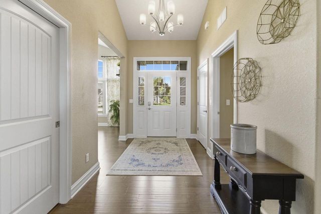W47N863 Bobolink AVENUE, Cedarburg, WI 53012