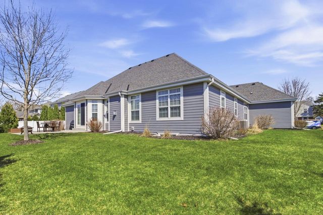 W47N863 Bobolink AVENUE, Cedarburg, WI 53012