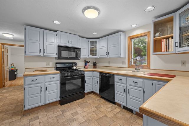 15 Walker Street, Westborough, MA 01581