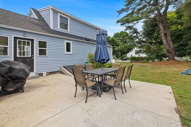 15 Walker Street, Westborough, MA 01581