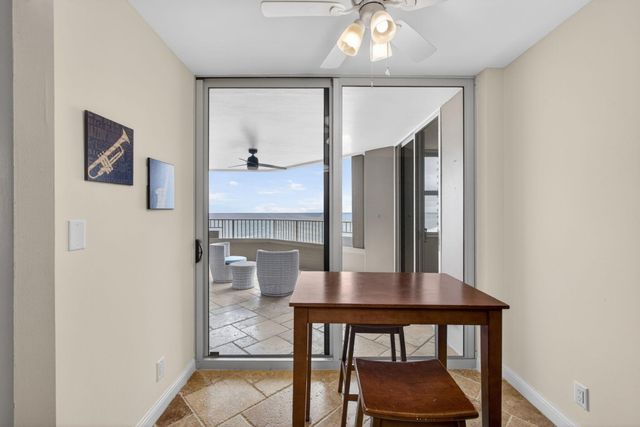 5200 N Ocean Drive 1004, Singer Island, FL 33404