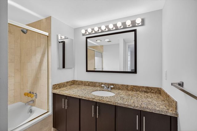 5200 N Ocean Drive 1004, Singer Island, FL 33404