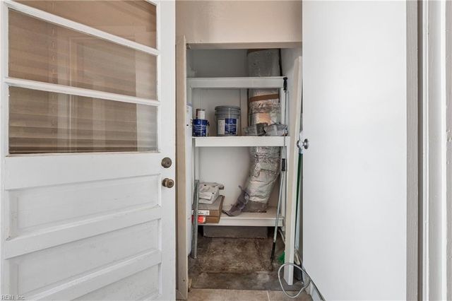 9221 Saint George AVE, Norfolk, VA 23503