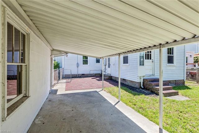 9221 Saint George AVE, Norfolk, VA 23503