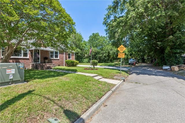 9221 Saint George AVE, Norfolk, VA 23503