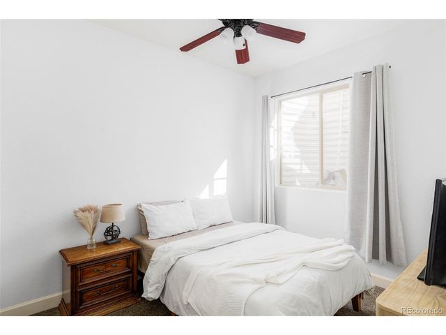 24980 E Roxbury Pl, Aurora, CO 80016